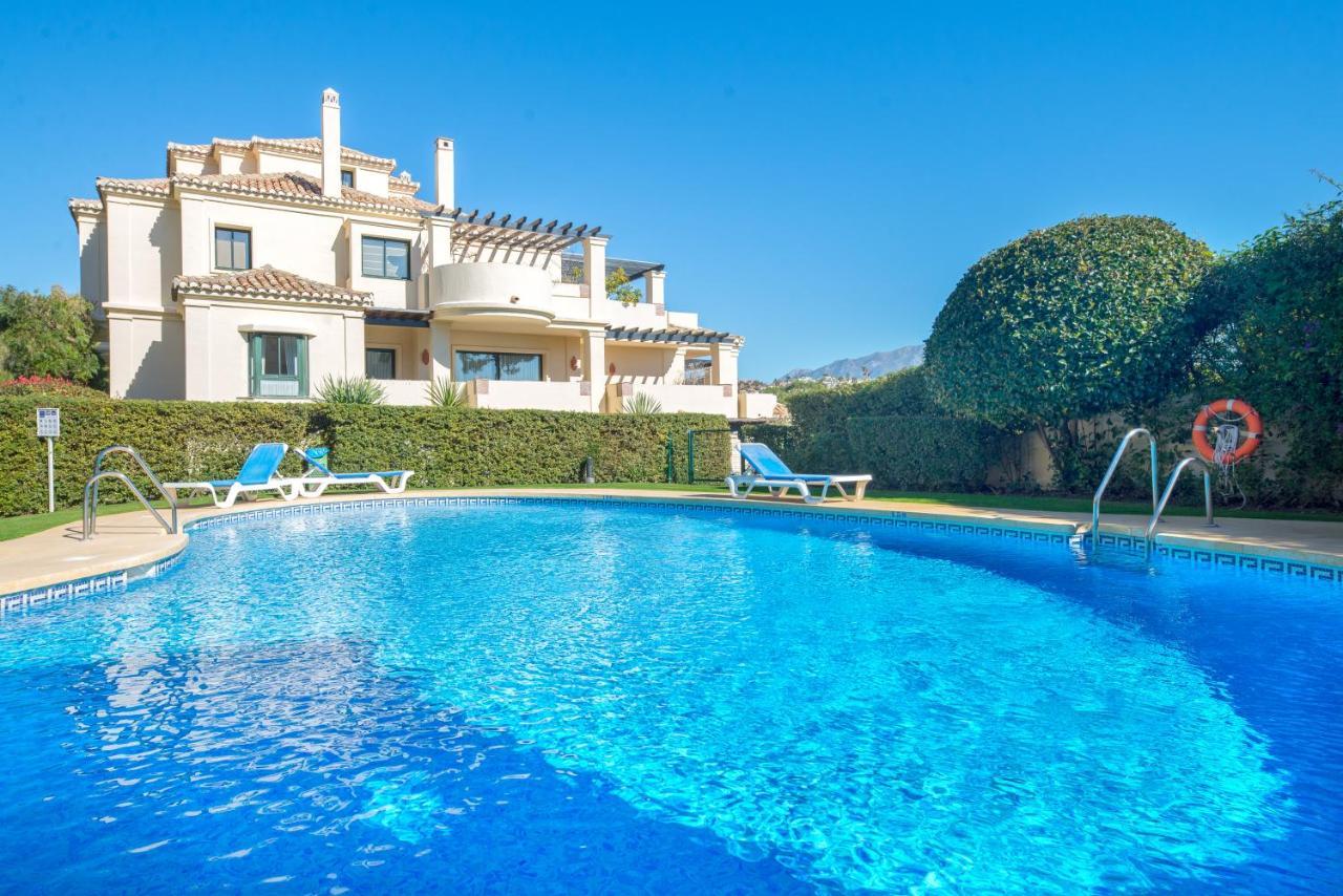 Capanes Del Golf Luxury Apartment Benahavís Exteriör bild